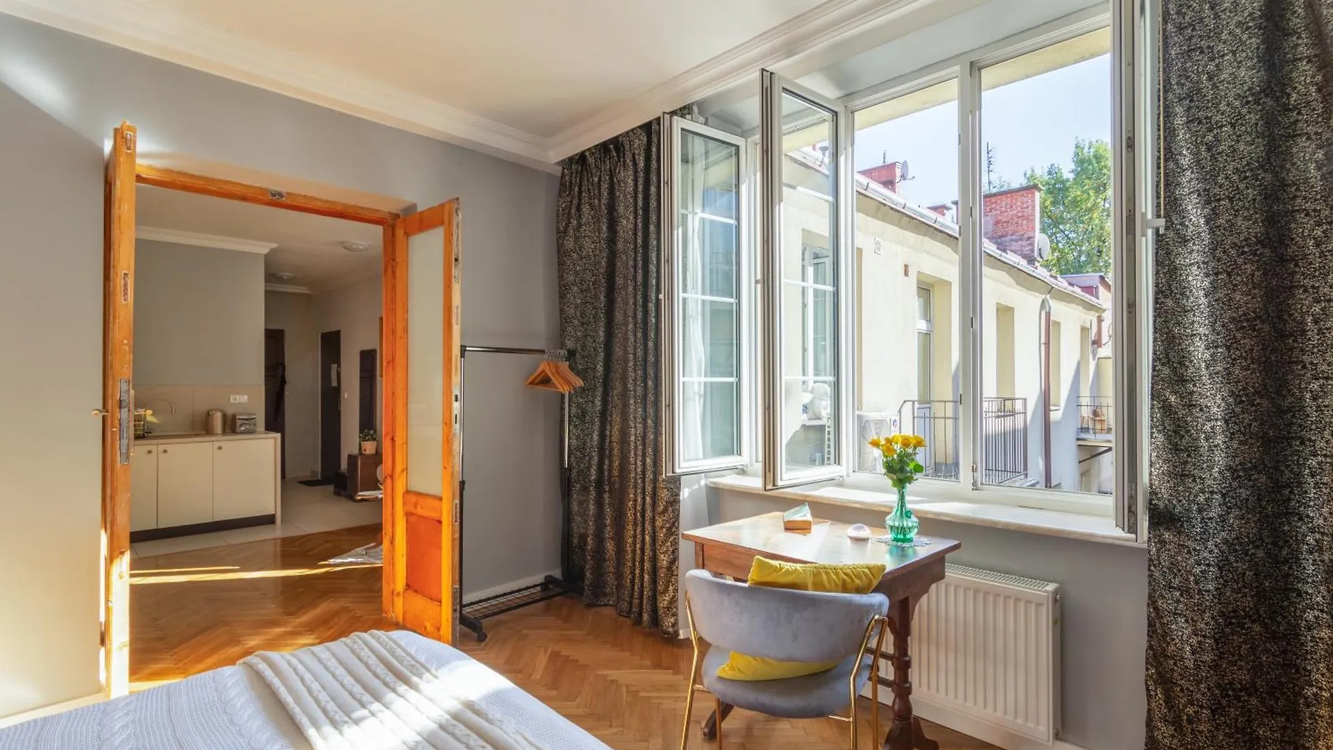 Smile Apartments Center Krakow Old Town